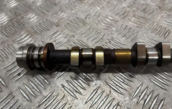 Ford Fusion II Camshaft DS7G6A270