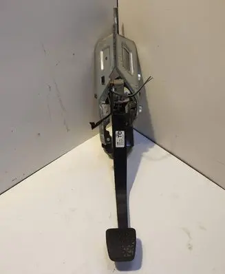 Clutch pedal
