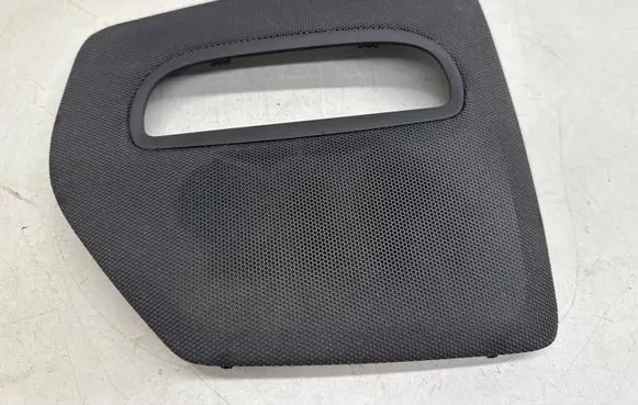 Volvo XC70 Dash center speaker trim cover 3409734