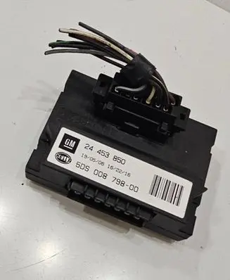 Opel Astra H Tow bar trailer control unit/module 24453850 5DS00879800