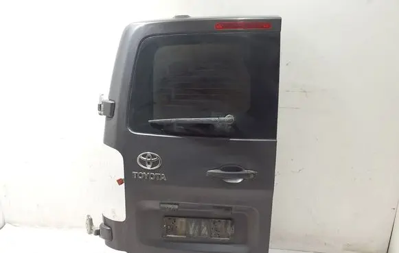Toyota Proace Back/rear loading door SU001A4549