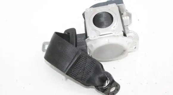 Audi TT TTS Mk2 Rear seatbelt 8J8857806B