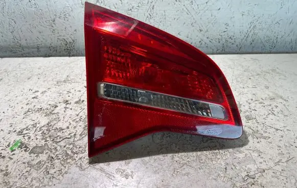 Opel Meriva B Tailgate rear/tail lights 13260838 0284500162
