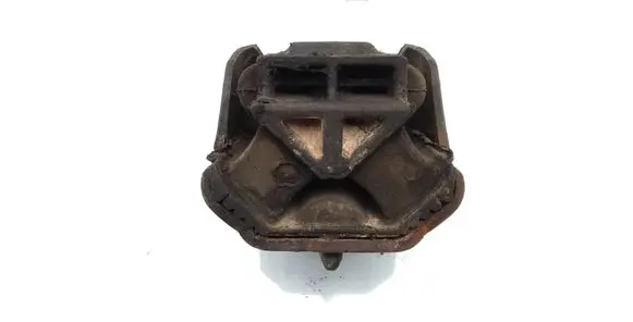 Mercedes-Benz Sprinter W906 Engine mount bracket