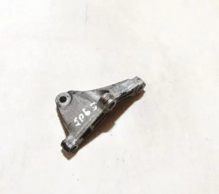 Toyota Avensis T270 Engine mounting bracket 13517810698 24168110