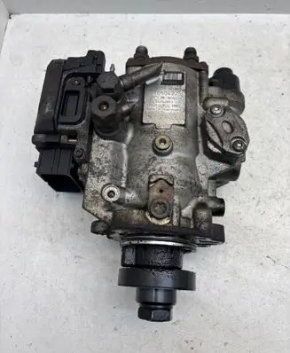 Opel Zafira A Fuel injection high pressure pump 0470504225 342880 55352863