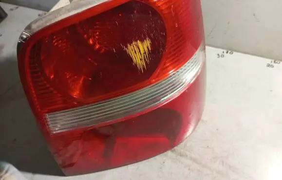 Volkswagen Touran I Rear/tail lights 1T0945096F 1T0945112C