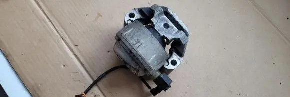 Audi A6 S6 C7 4G Engine mount bracket
