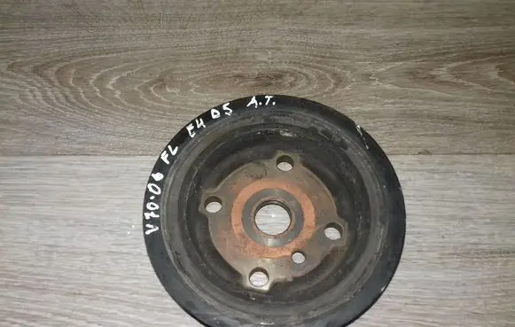 Volvo V70 Crankshaft pulley 30731865