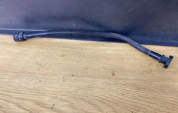 BMW 3 E90 E91 Vacuum line/pipe/hose 7529767