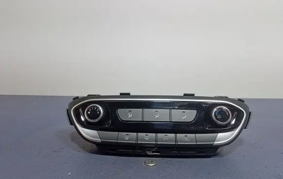 Hyundai i30 Climate control unit 97250-GXXXX