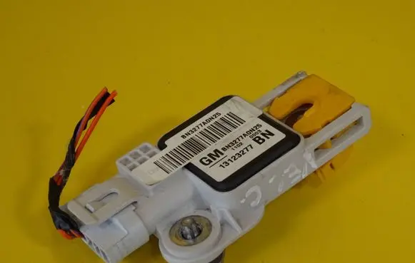 Opel Vectra C Airbag deployment crash/impact sensor 13123277