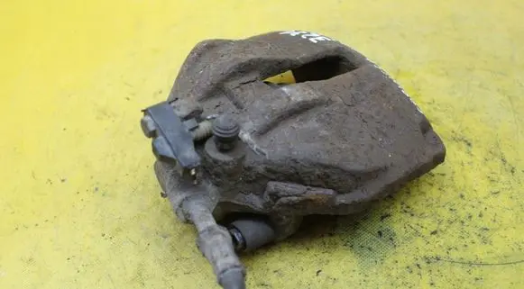 Mercedes-Benz Sprinter W901 W902 W903 W904 Front brake caliper