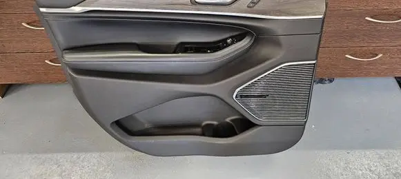 Jeep Grand Cherokee WL Front door card panel trim 22501A 20212193550 8512671