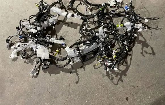 Toyota RAV 4 (XA50) Panel wiring 