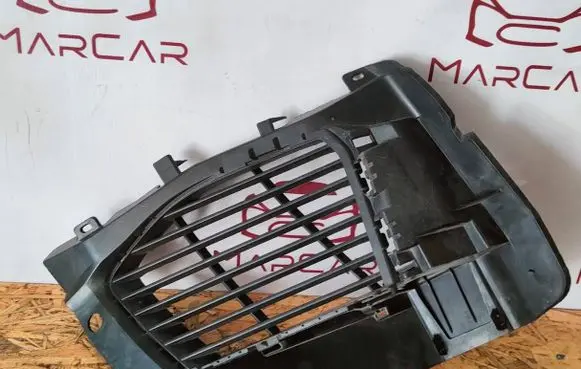 Peugeot 3008 II Front bumper lower grill C06760091