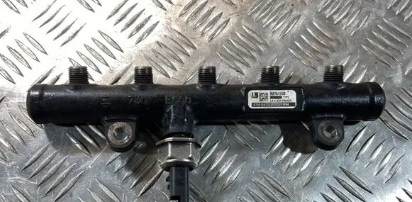 Ford Mondeo MK IV Fuel main line pipe 9681649580