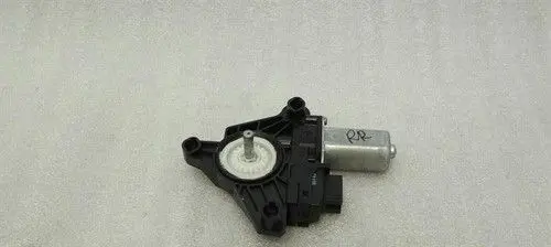Mercedes-Benz A W176 Front door window regulator motor A2469063200