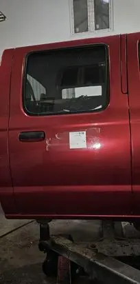 Nissan Navara Rear door
