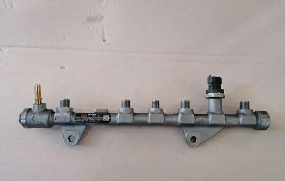 Fuel main line pipe