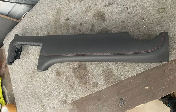 MG ZS Radio/GPS head unit trim 10651775