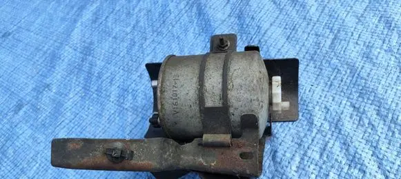 Renault Laguna III Fuel filter bracket/mount holder 8200788396