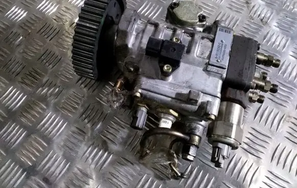Opel Astra G Fuel injection high pressure pump 8971852422 HU0965006002 07C10021