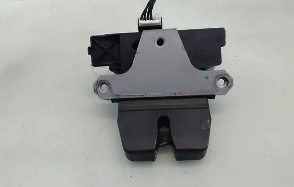 Tailgate/trunk/boot lock/catch/latch