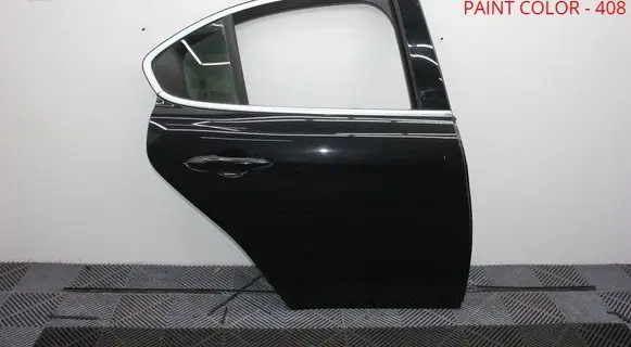 Alfa Romeo Giulia Rear door 000000