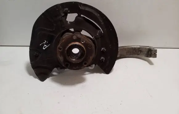 BMW X6 F16 Front wheel hub 6869869