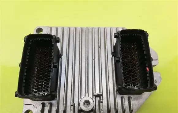 Opel Omega B2 Engine control unit/module 09146052