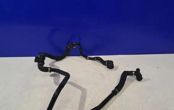 Mercedes-Benz E W212 Engine coolant pipe/hose A2125016482