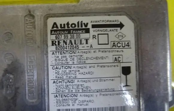 Renault Scenic II - Grand scenic II Airbag control unit/module 607993800 8200412045A