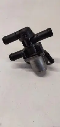 Volvo XC40 Water pump 31461924