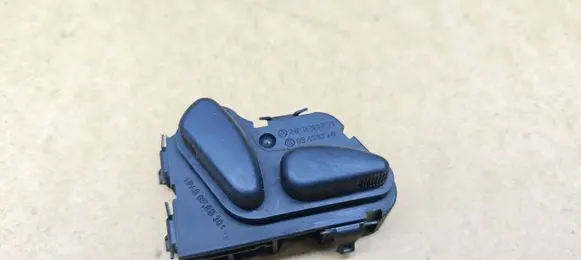 Mercedes-Benz E W211 Seat control switch 2108213751