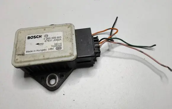 Nissan Qashqai ESP acceleration yaw rate sensor 47931JD00A 7006498 0265005665