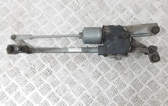 Volkswagen Golf VII Front wiper linkage and motor 5G1955023C 5G1955119A