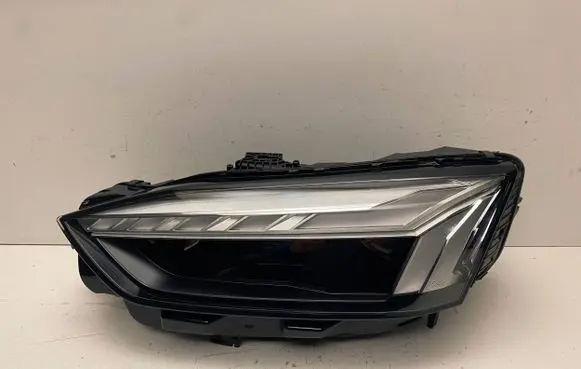 Audi A5 Headlight/headlamp 8W6941039 030112023300