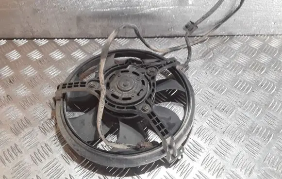 Audi A4 S4 B5 8D Air conditioning (A/C) fan (condenser) 
