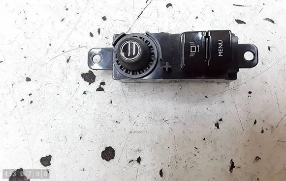 Peugeot 208 I Multifunctional control switch/knob 96758773X0 0110132247