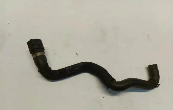 Audi A8 S8 D4 4H Engine coolant pipe/hose