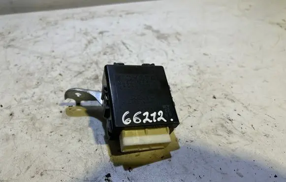Lexus ES 250 - 300 - 330 Seat control module 85940-33140