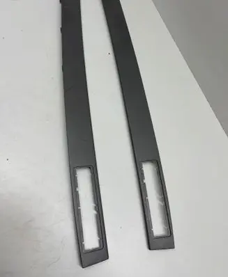 Dashboard glove box trim