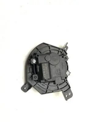 Subaru Outback (BS) A/C air flow flap actuator/motor AA1138003770 12V9R05N028370