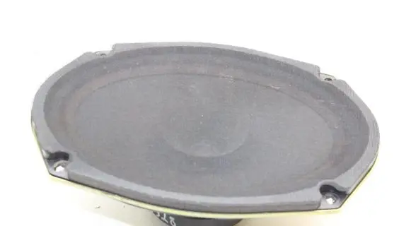 Jeep Grand Cherokee (WK) Front door speaker