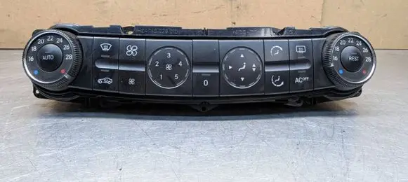 Mercedes-Benz E W211 Climate control unit 2118300385 SW0103 HW0303