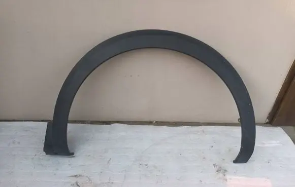 Peugeot 3008 II Front arch trim 9825288877