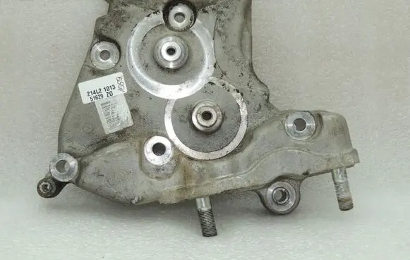 Suzuki SX4 S-Cross Engine mounting bracket 1139062M00 55206166