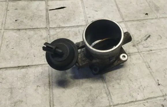 KIA Sorento Throttle valve 3510027XXX