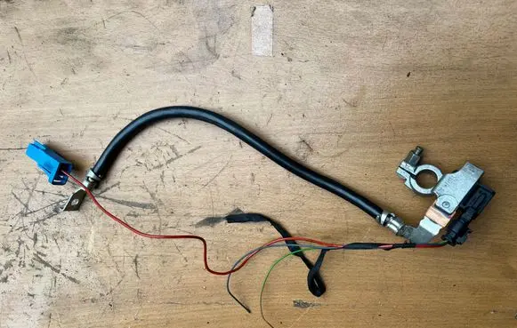 BMW X1 E84 Negative earth cable (battery) 7618677 61217618677